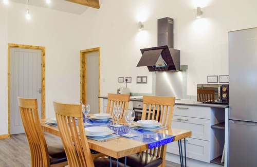 Pennant Melangell Cabaña | Alojamiento de 2 habitaciones en Penybontfawr, near Llanfyllin