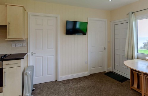 Aberaeron Chalet De Esquí | 2 bedroom accommodation in Gilfach-Yr-Halen