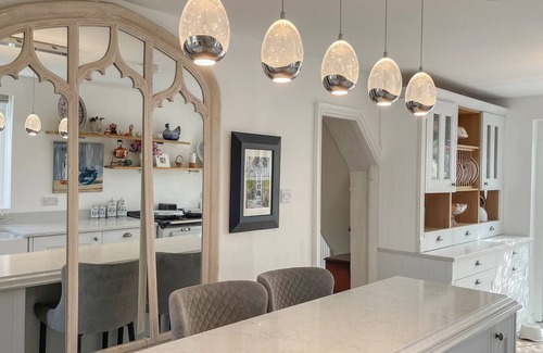 Trentham Cabaña | 2 bedroom accommodation in Stoke-on-Trent