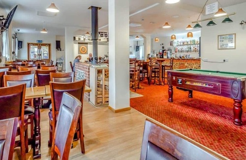 Bacton Cabina | 2 bedroom accommodation in Bacton-on-Sea