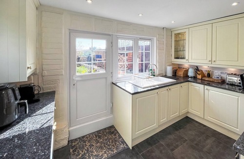 Hollingbourne Cabaña | 2 bedroom accommodation in Maidstone