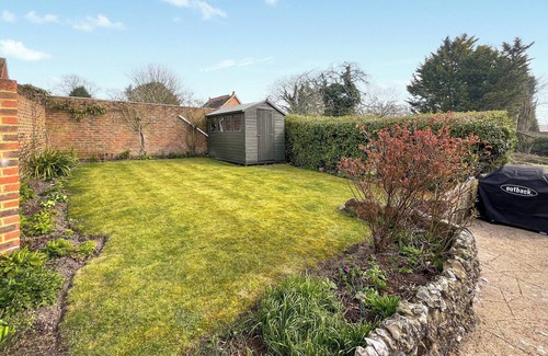 Hollingbourne Cabaña | 2 bedroom accommodation in Maidstone