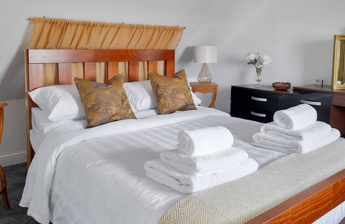 Isle of Lewis Cabaña | 2 bedroom accommodation in North Tolsta, near Lewis
