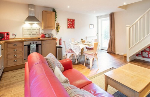 North Walsham Cabaña | 2 bedroom accommodation in Suffield, near North Walsham