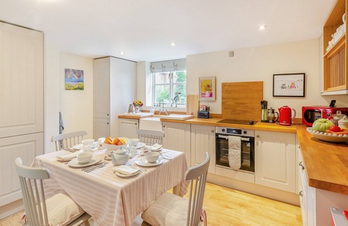 Boraston Cabaña | 2 bedroom accommodation in Tenbury Wells