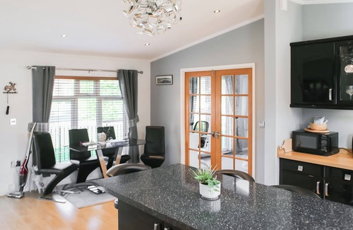 Auchterarder Apartamento | 2 bedroom accommodation in Auchterarder, near Gleneagles