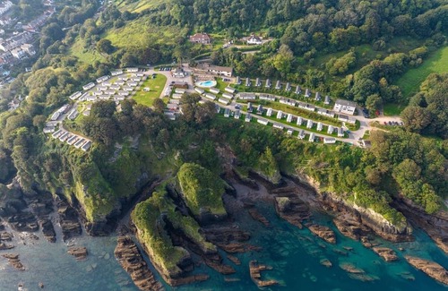 Berrynarbor Chalet De Esquí | 2 bedroom accommodation in Combe Martin