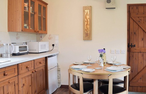 Pont-ar-gothi Cabaña | Alojamiento de 2 habitaciones en White Mill, near Carmarthen