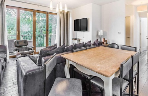 Billingsley Cabaña | 2 bedroom accommodation in Highley, near Bridgnorth