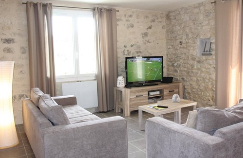 Saint-Restitut Casa | Alojamiento de 2 habitaciones en St Restitut