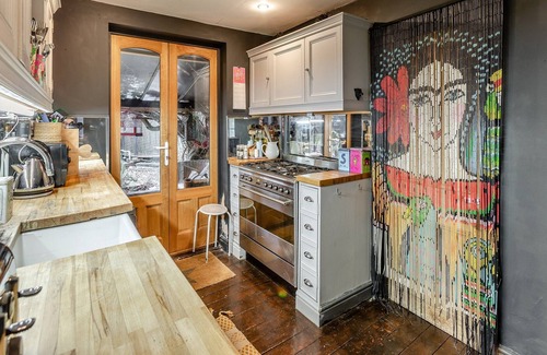 Cheltenham Cabaña | 2 bedroom accommodation in Cheltenham