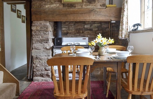 Clee Saint Margaret Cabaña | Alojamiento de 2 habitaciones en Clee St Margaret, near Ludlow