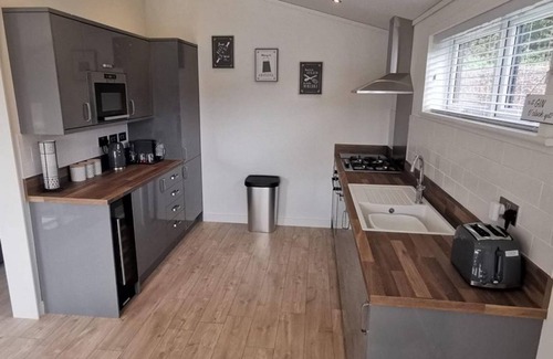 Edingworth Cabina | 2 bedroom accommodation in Edingworth