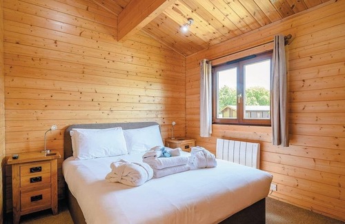 Wenhaston Cabina | 2 bedroom accommodation in Wenhaston, Halesworth