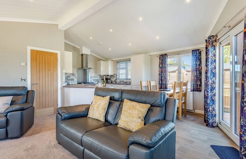 Upper Battlefield Chalet De Esquí | Alojamiento de 2 habitaciones en Shrewsbury