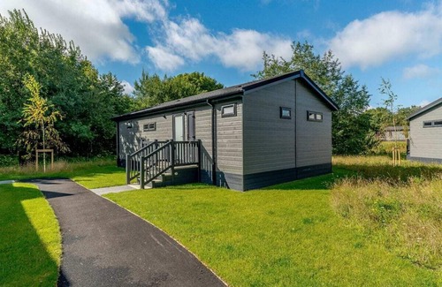 Newton Grange Cabina | 2 bedroom accommodation in Ashbourne