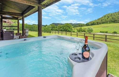 Cotebrook Casa | 2 bedroom accommodation in Broxton, Nr Chester