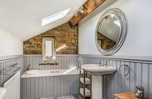 Holmbridge Cabaña | 2 bedroom accommodation in Holmfirth