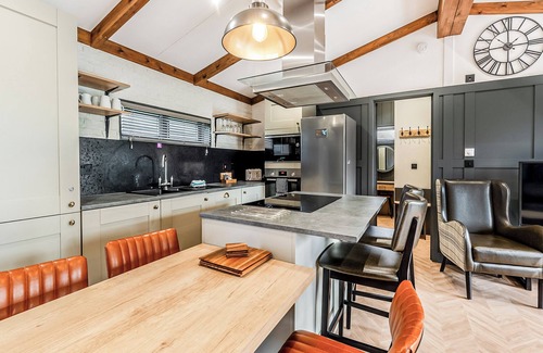 Saintbury Chalet De Esquí | Alojamiento de 2 habitaciones en Snitterfield, Stratford Upon Avon