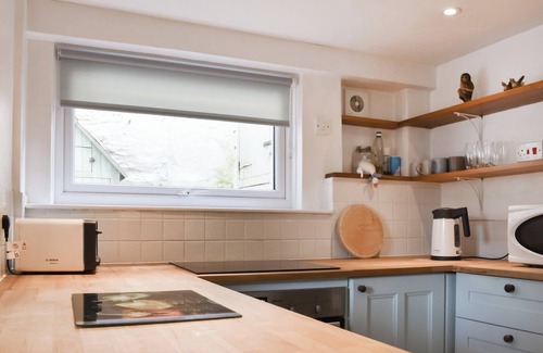 Grenofen Cabaña | Kestrel Cottage is a charming countryside retreat near Tavistock, perfect for up to four guests.