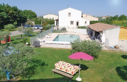 Mallemort Apartamento | Alojamiento de 2 habitaciones en Mallemort