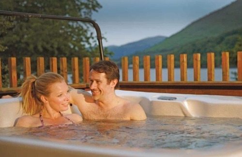 Ardgartan Cabina | 2 bedroom accommodation in Arrochar, Argyll and Bute