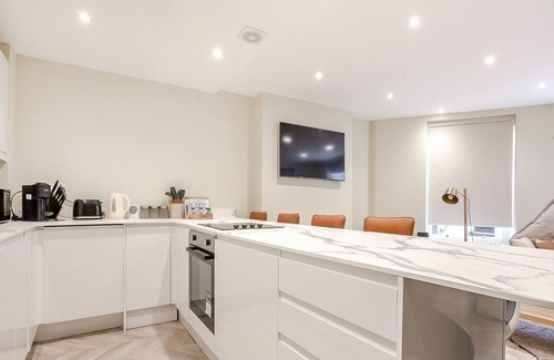 Montpelier Cabaña | 2 bedroom accommodation in Brighton