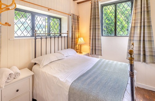 Hastings Cabaña | 2 bedroom accommodation in Westfield, near Hastings