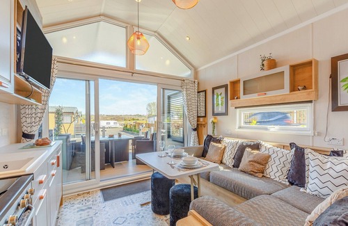 Holywell Cabaña | 2 bedroom accommodation in Holywell