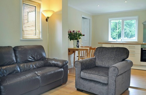 Llandeilo Cabaña | Alojamiento de 2 habitaciones en Salem, cerca de Llandeilo