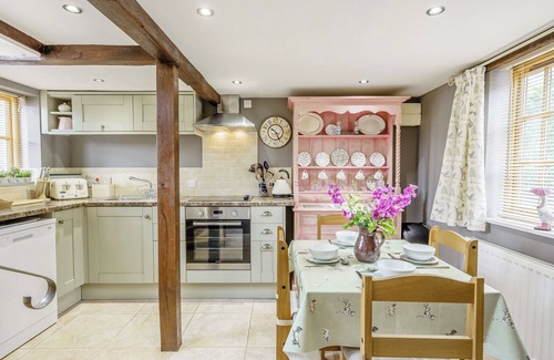 New Forest District Cabaña | 2 bedroom accommodation in Ringwood