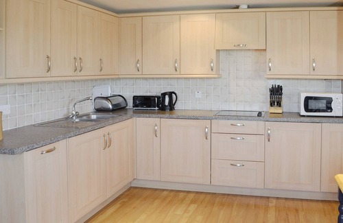 West Bay Cabaña | 2 habitaciones de alojamiento en Bridport