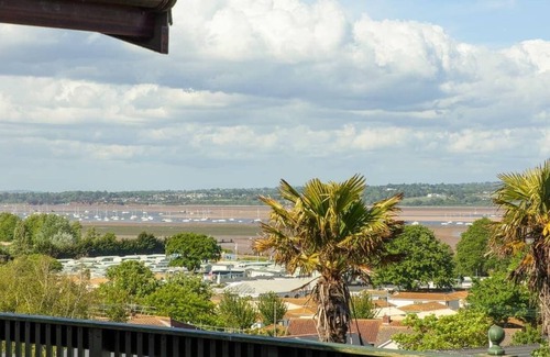 Dawlish Warren Cabina | 2 bedroom accommodation in Dawlish