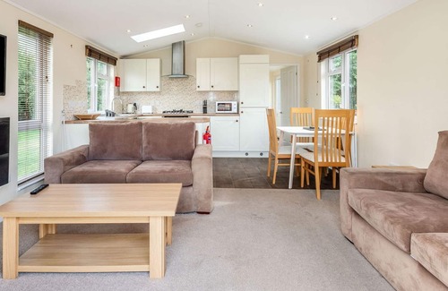 Yaxham Cabina | 2 bedroom accommodation in Yaxham, Dereham