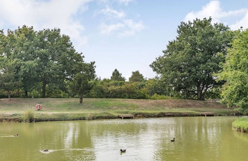 Yaxham Cabina | 2 bedroom accommodation in Yaxham, Dereham