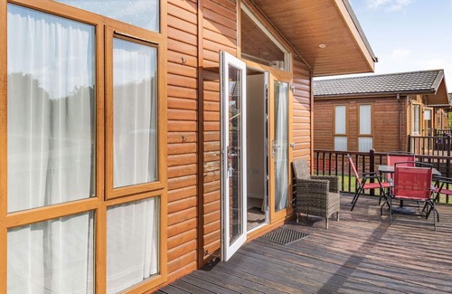 Yaxham Cabina | 2 bedroom accommodation in Yaxham, Dereham