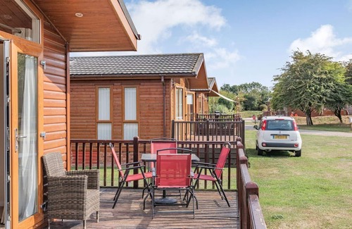 Yaxham Cabina | 2 bedroom accommodation in Yaxham, Dereham