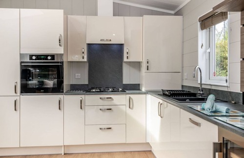 Yaxham Cabina | 2 bedroom accommodation in Yaxham, Dereham