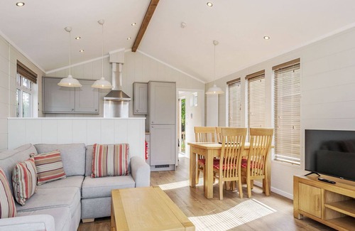 Yaxham Cabina | 2 bedroom accommodation in Yaxham, Dereham