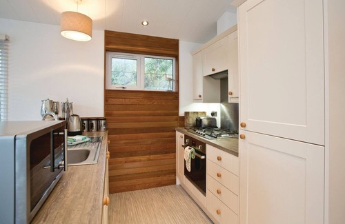 Mullion Cabina | 2 bedroom accommodation in Mullion Cove, Helston