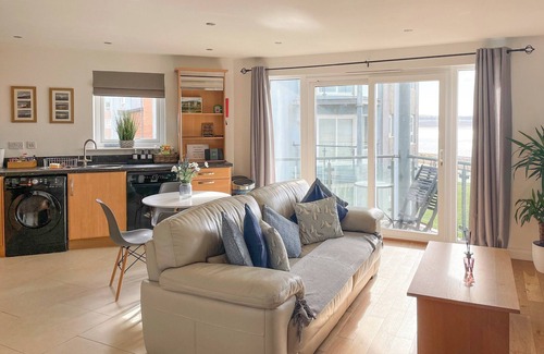 Llanelli Cabaña | 2 habitaciones alojamiento en Heddfan, Millenium Quay