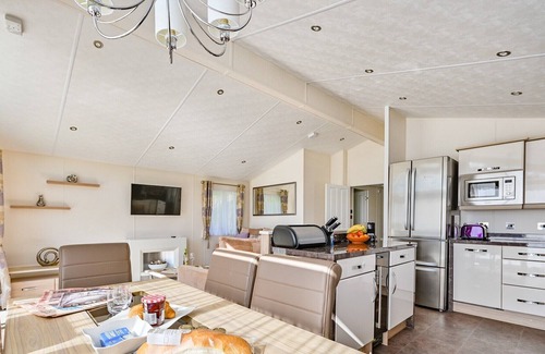 Saltash Cabina | 2 bedroom accommodation in Notter Bridge, Saltash