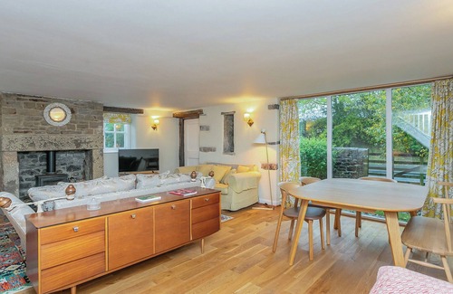 Skipton Cabaña | 2 bedroom accommodation in Broughton, near Skipton