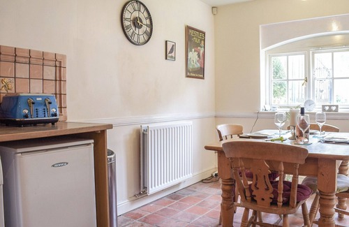 Muxton Cabaña | 2 bedroom accommodation in Telford