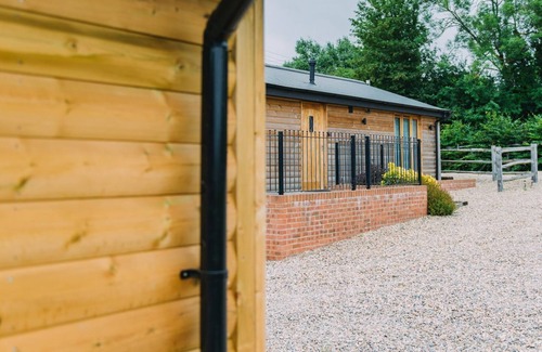 Maidstone Cabaña | 2 bedroom accommodation in Ulcombe