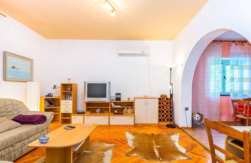 Sodici Apartamento | Alojamiento de 2 habitaciones en Kostrena
