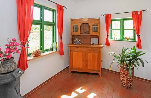 Warthe Casa | 2 bedroom accommodation in Warthe
