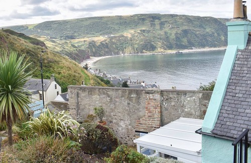 Gardenstown Cabaña | 2 bedroom accommodation in Gardenstown, near Banff