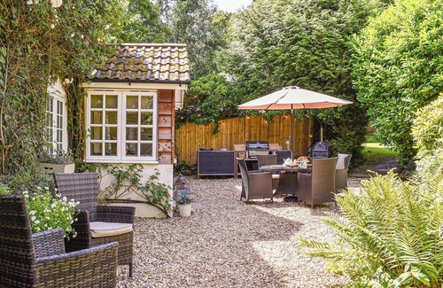 New Forest District Cabaña | 2 bedroom accommodation in Burley