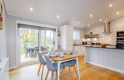Elton Casa | 2 bedroom accommodation in Haddon